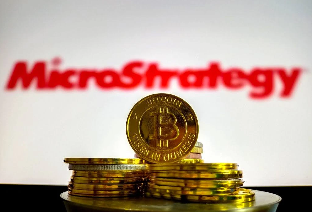 微策略囤积现金：比特币“巨鲸”的防御转向 –缩略图